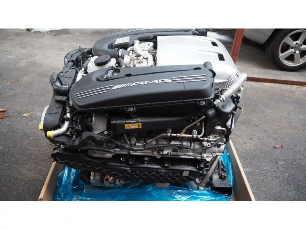 mercedes-benz-w205-c63amg-2018-m177980-40l-v8-bi-turbo-engine-big-8